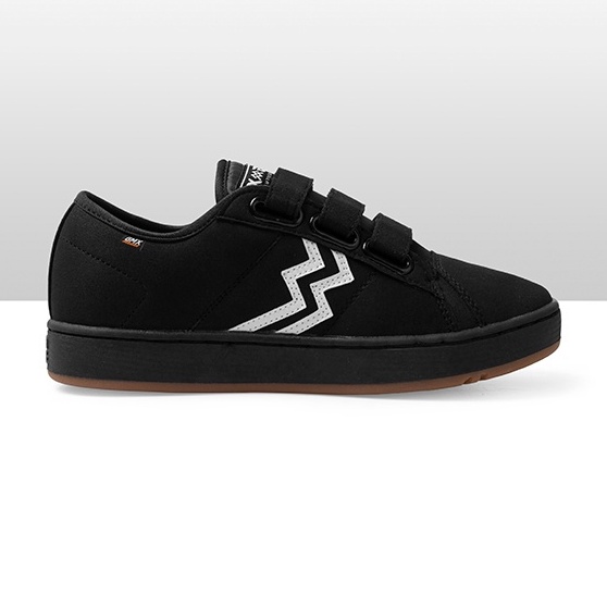 Geoff Max  Fury All Black Shoes Cupsole Sepatu Sneakers Sepatu Pria Wanita Sepatu Sekolah Kuliah