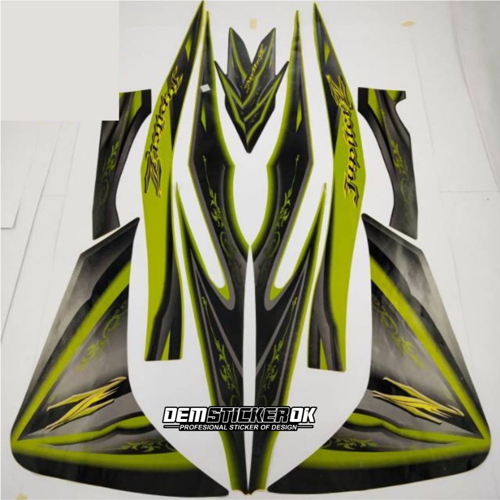 STRIPING JUPITER Z & ROBOT