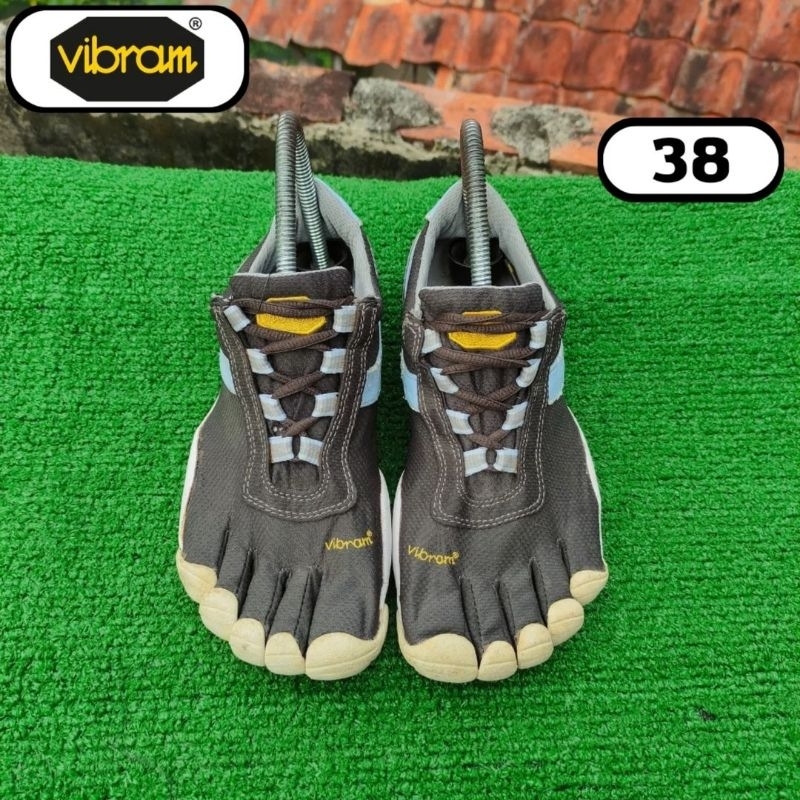 sepatu jari Vibram Fivefingers Speed XC 38