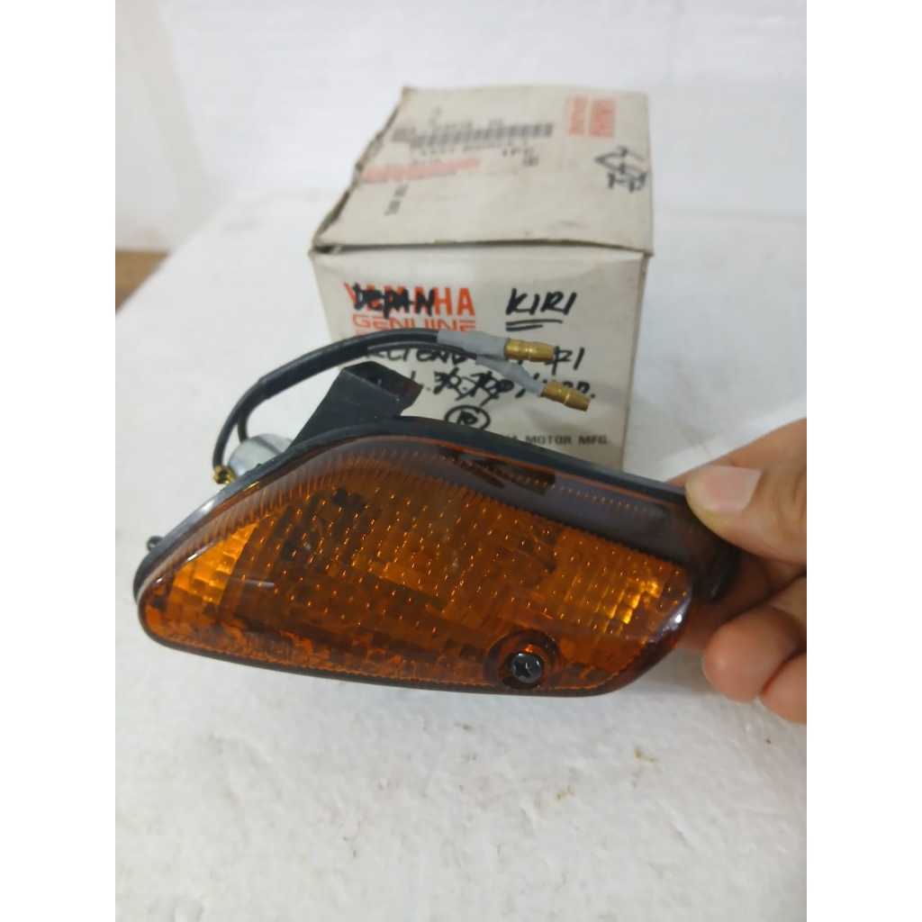 LAMPU SEN/LAMPU SEIN/LAMPU RETENG ASSY (DEPAN KIRI) FORCE 1 #MERKYAMAHAORI