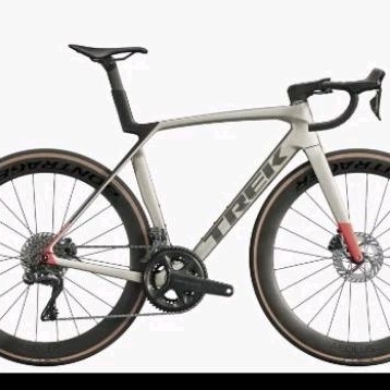 Sepeda Balap Trek Madone SL7 Groupset R8170