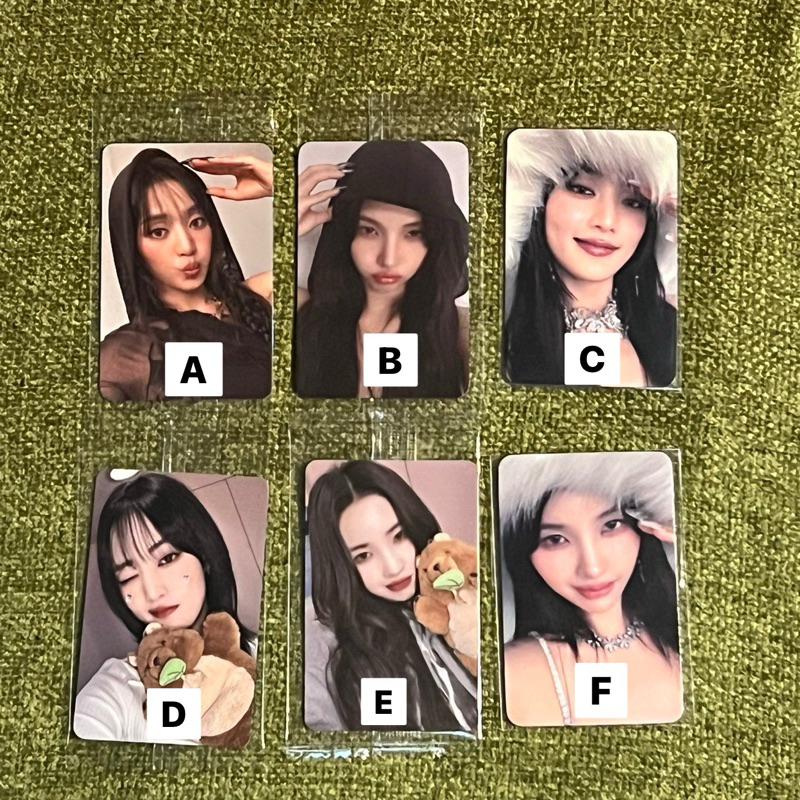 Photocard (PC) Official Minnie Soyeon (G)I-DLE GIDLE IDLE POB Ktown4u Super Lady