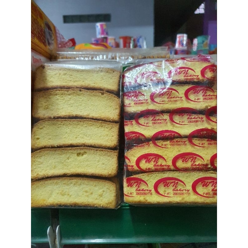 

bolu kering gurih manis polos cemilan tradisional khas magelang cocok menemani setiap santaimu