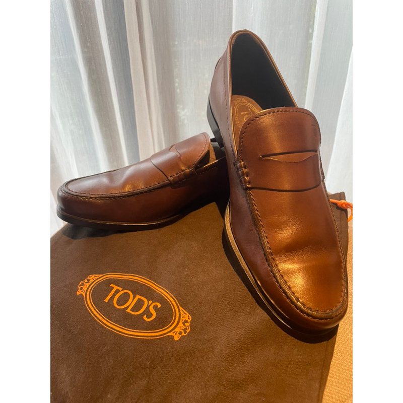 TODS LOAFERS BROWN PRELOVED