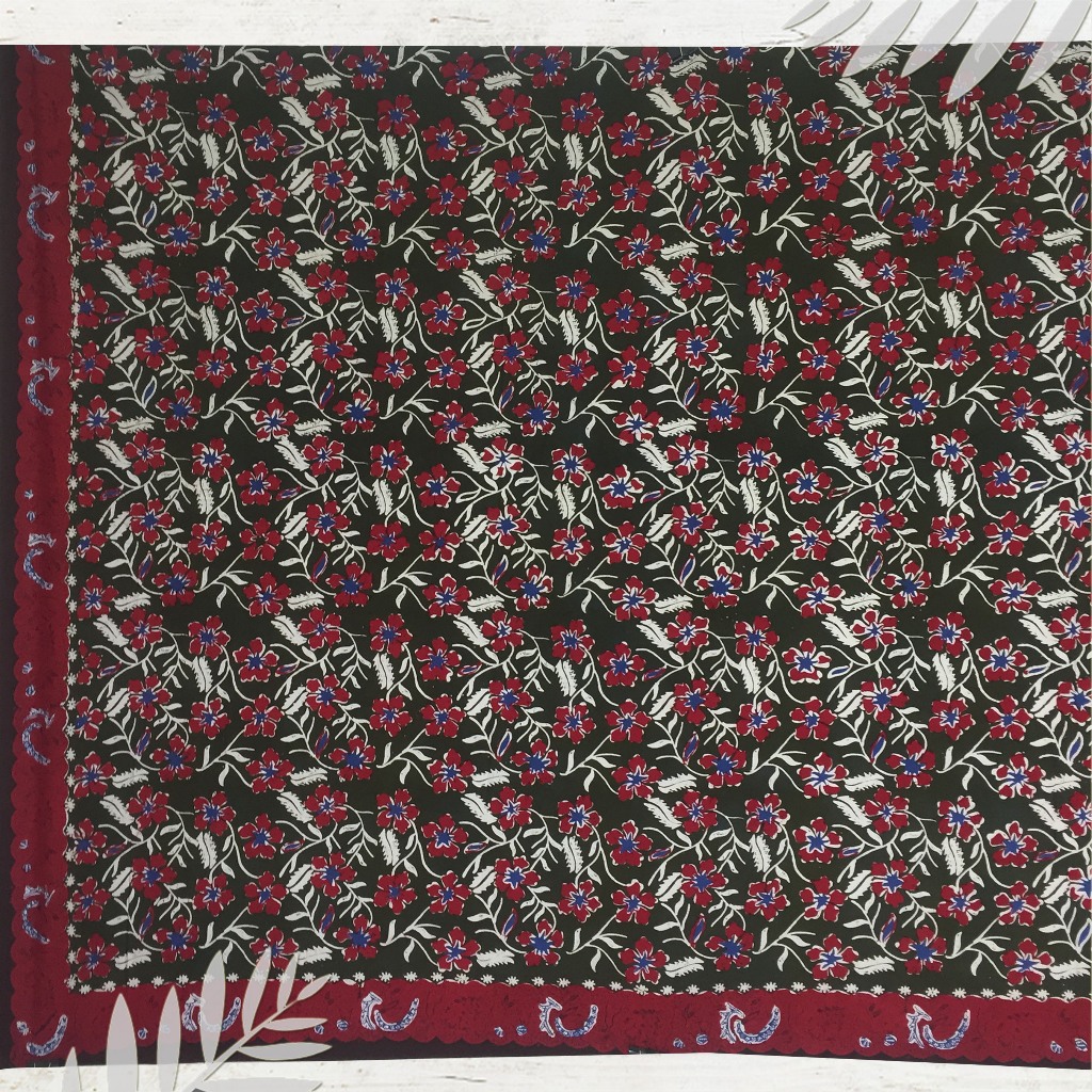 Batik jambi motif melati merah | dasar bahan baju (Panjang.2m Lebar.105cm)