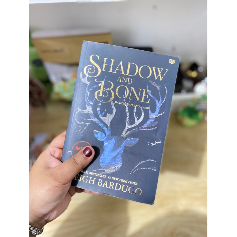 [preloved] SHADOW AND BONE