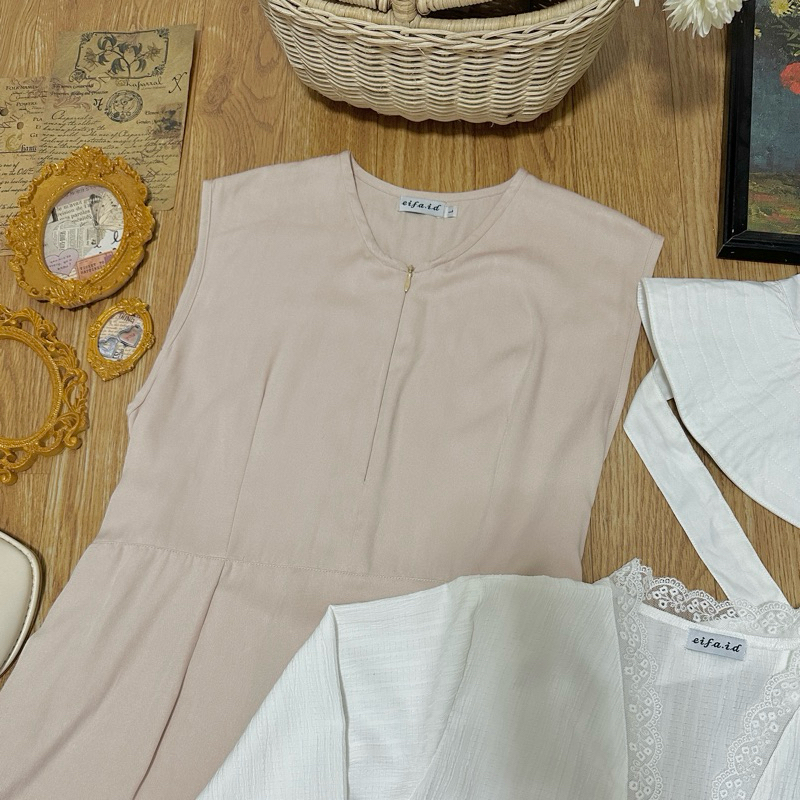Eifa.id | Anna Dress (inner dress) | Dress Panjang Polos Tanpa Lengan