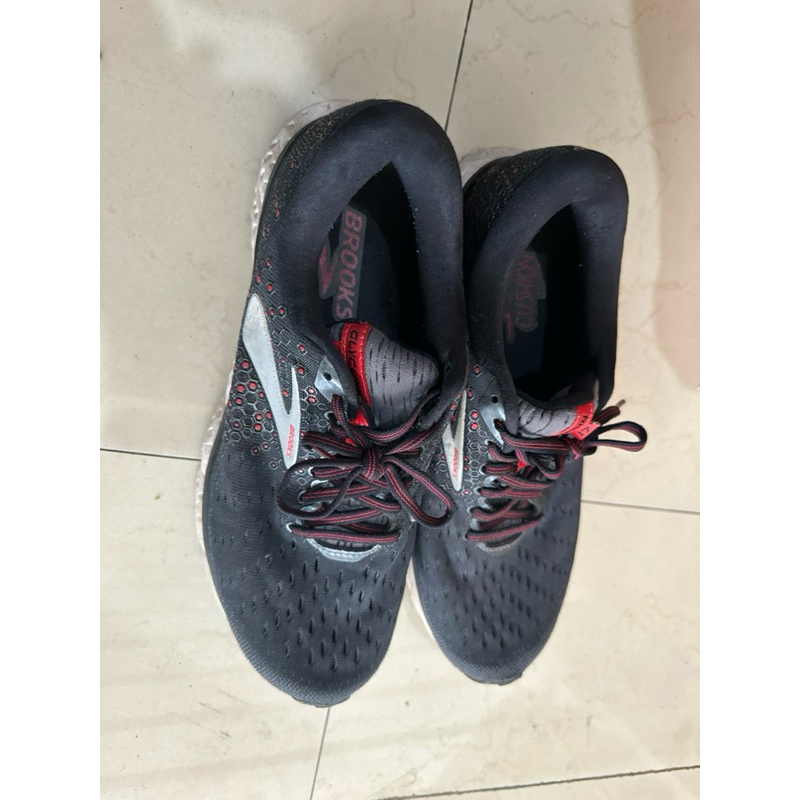 sepatu Brooks Glycerin 17 size 43 EUR 9,5 US preloved