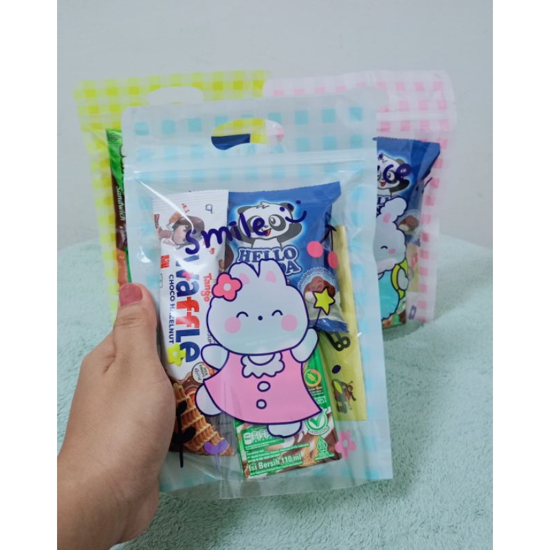 

Bingkisan Snack Ulang Tahun Anak Ziplock Paket Ultah Free Stiker
