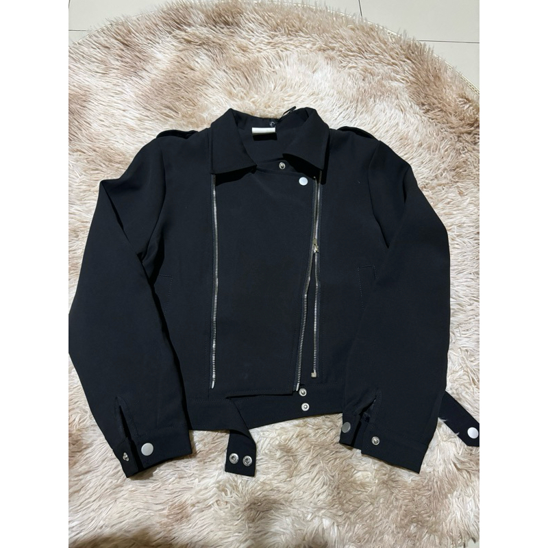 jaket this is april preloved