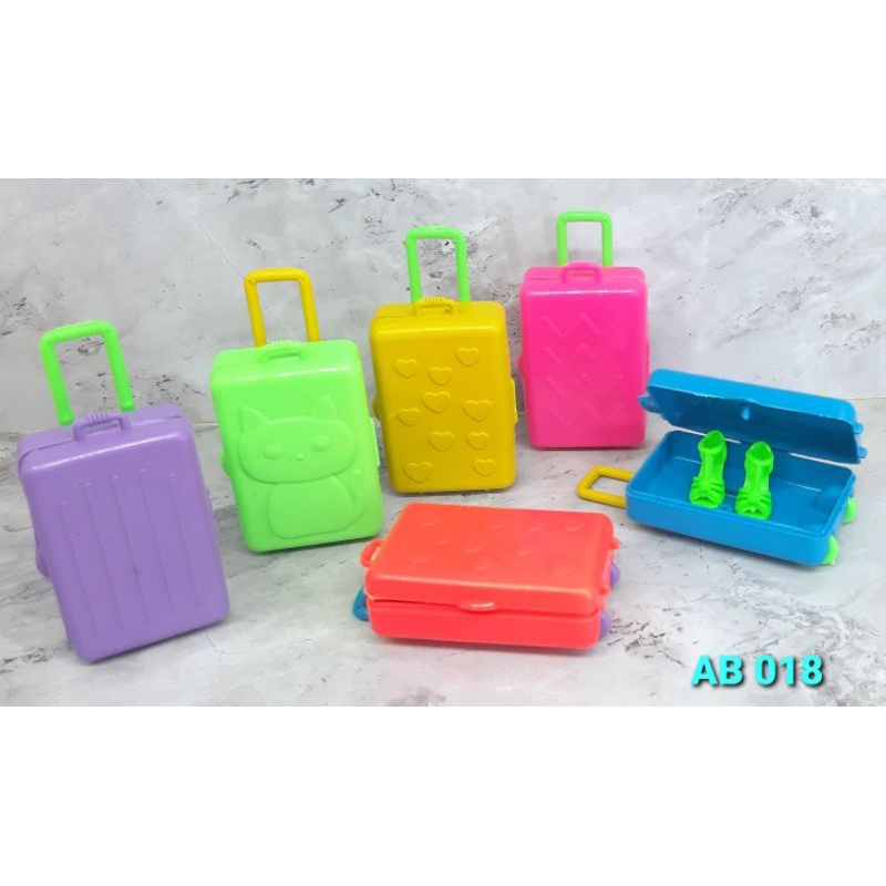 Mainan Koper Mini untuk Boneka