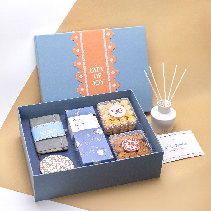 

Freyandco | The Entrelac - Christmas Hampers / Gift Set Premium / Hamper Natal / Parcel Natal/ Parsel Xmas
