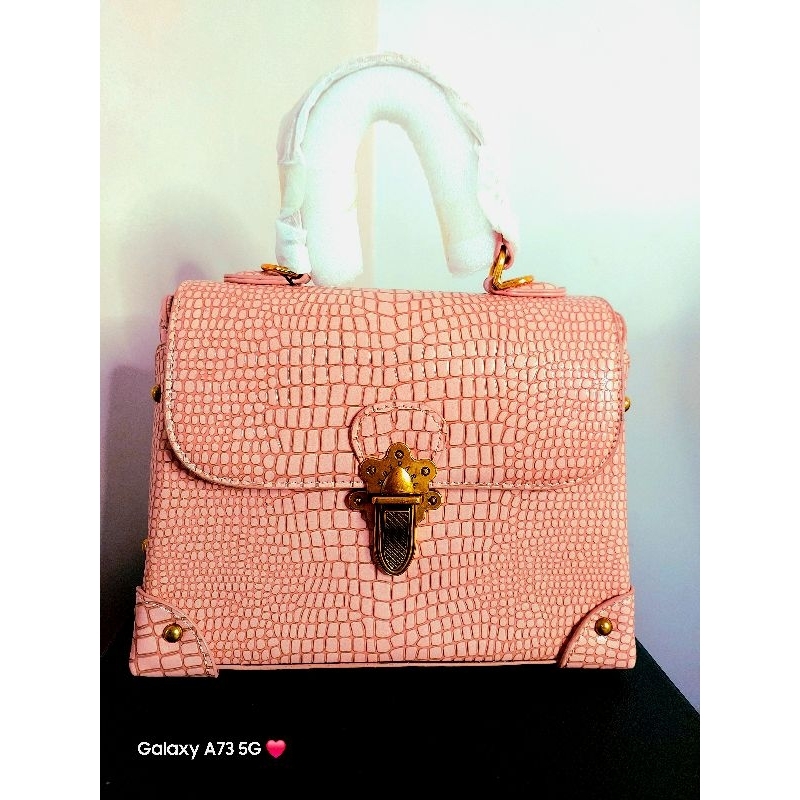Harga bwh Modal- Tas Wanita Croco  Import Slingbag Wanita Pesta Pink