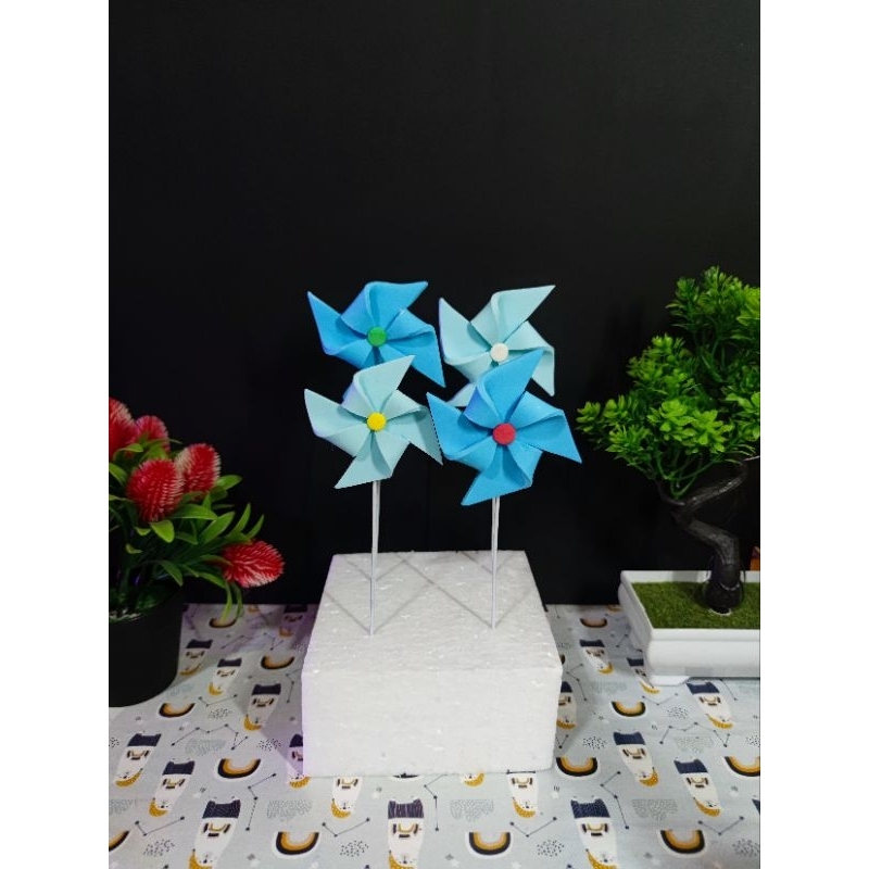 

kincir angin topper kue ulang tahun by fondant