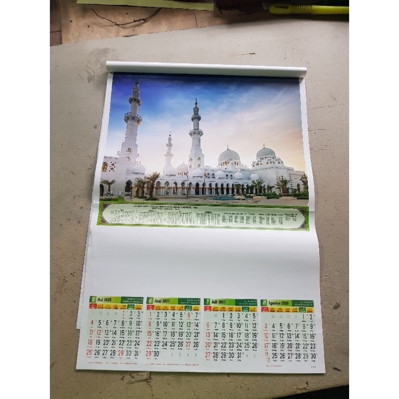 

kalender dinding 2025 caturwulan mesjid 3 lembar