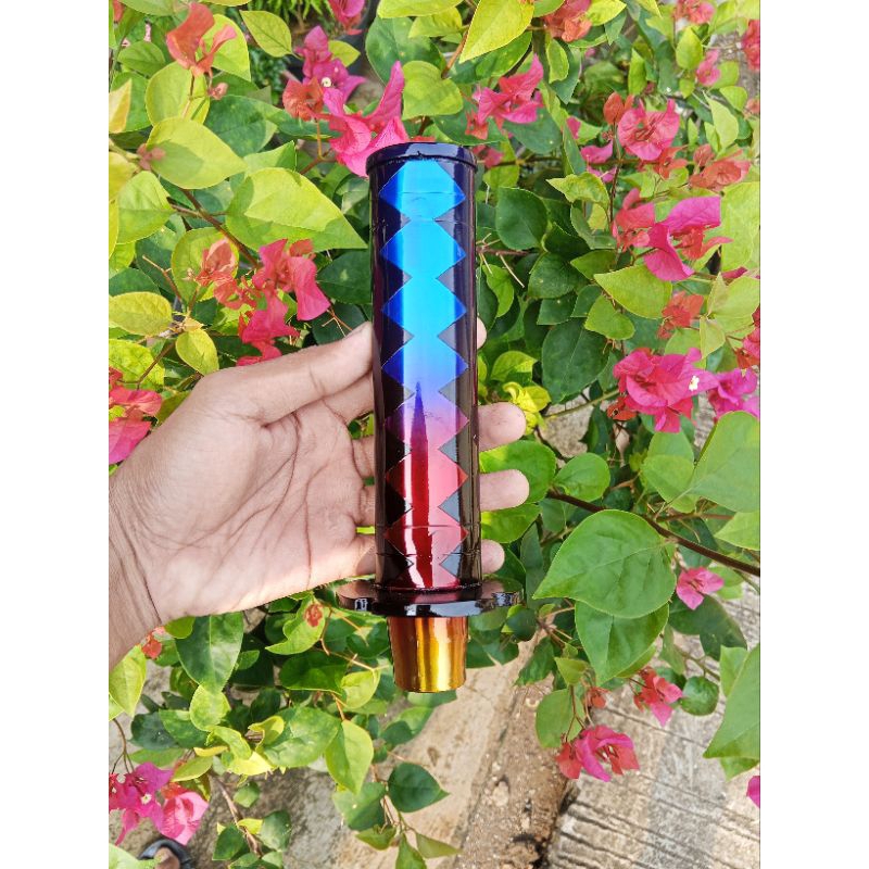 Tongkat persneling mobil motif gagang samurai bisa untuk semua jenis mobil manual