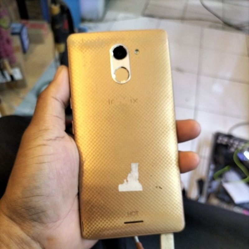 infinix hot 4 minus