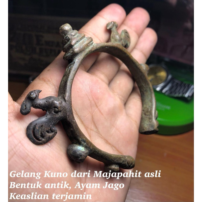 Gelang Kuno Perunggu Ayam Asli Majapahit