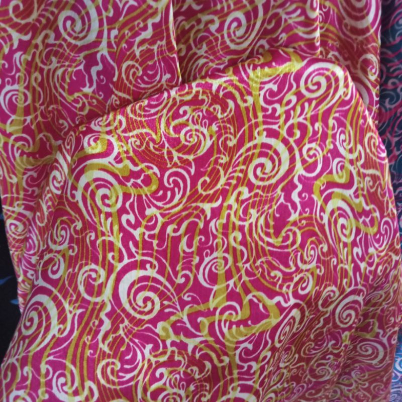 Kain - Kain Satin Silk Motif Abstrak Import - Kain Satin Silk - Kain Meteran | Harga Per Setengah Me