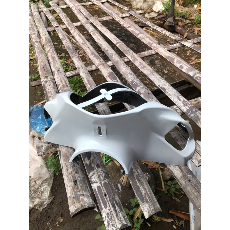 Batok Depan Spacy New Putih