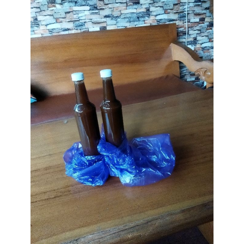 

madu murni dapat dari tebing