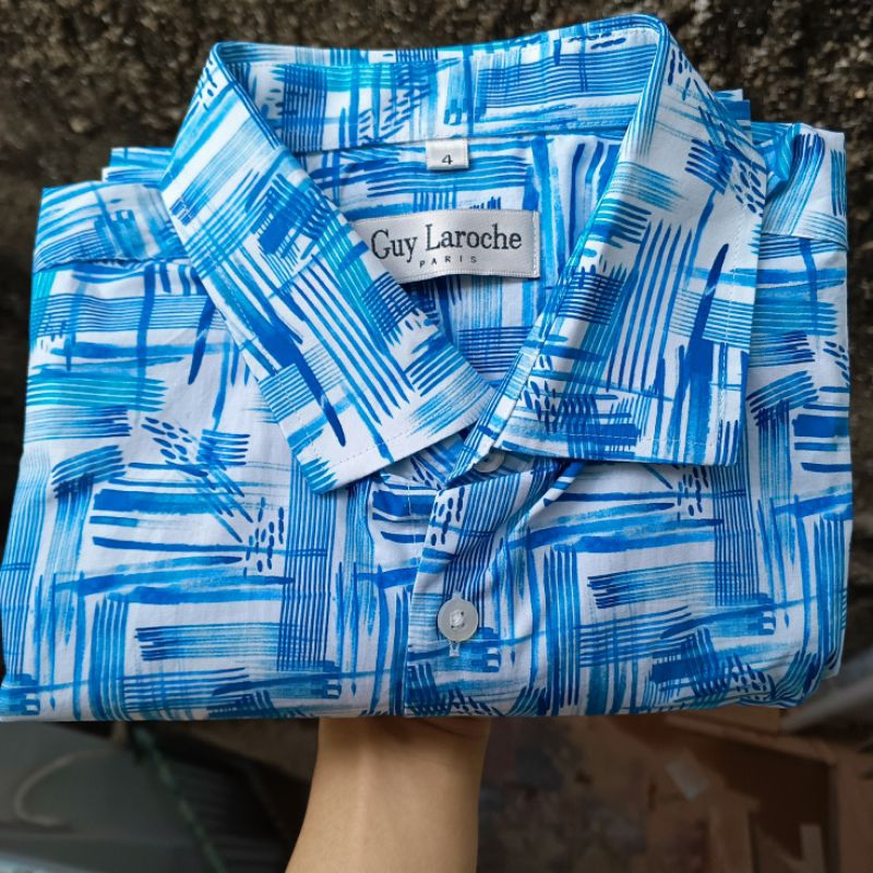 [NEW] Guy Laroche Paris Kemeja Pendek UK 4 Motif Biru