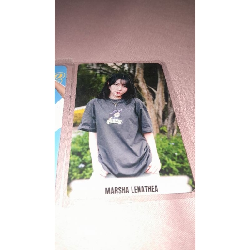 Photocard marsha erigo dan muthe japota