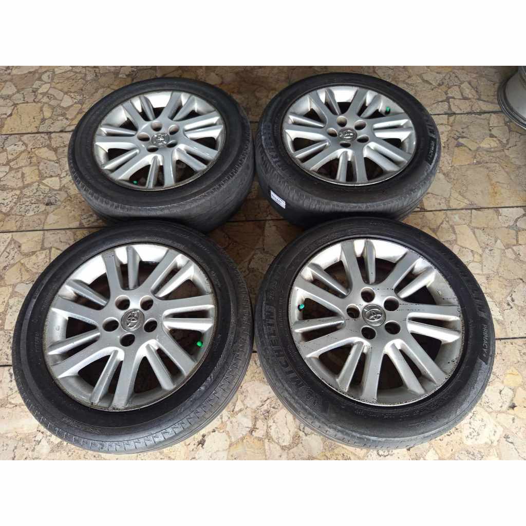velg bekas ori copotan camry ring 17,kondisi aman Ban bonus