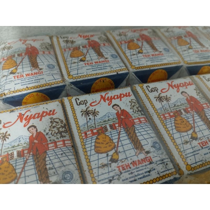 

Teh Nyapu premium tubruk wangi 1 slop 10pcs 40gram