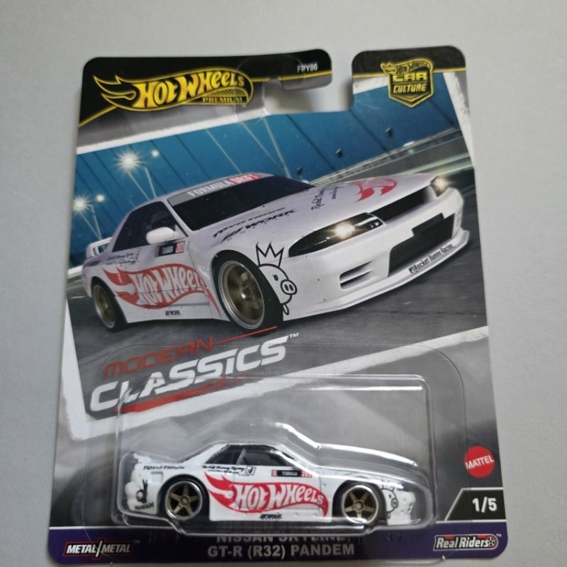 Hot Wheels Premium Modern Classic Nissan Skyline GTR R32 Pandem