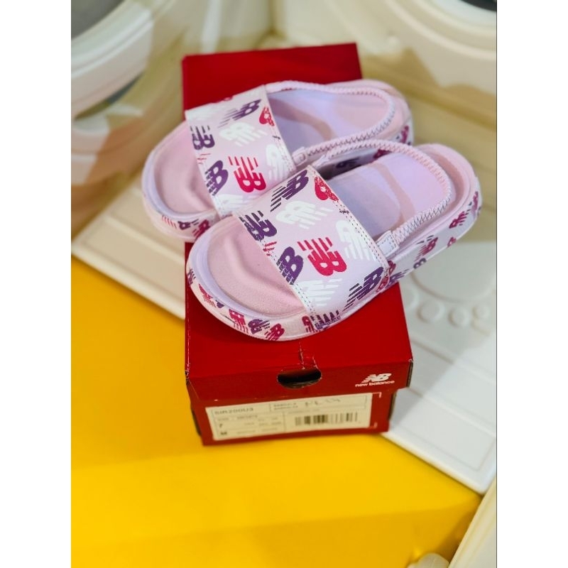 sandal slip on new balance kids 200