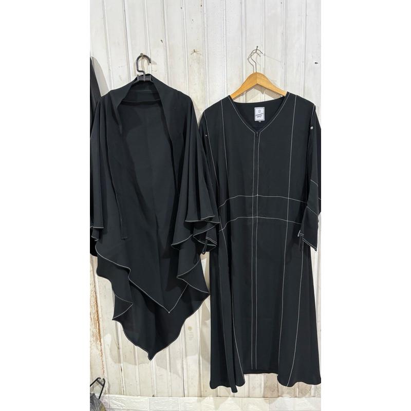 ELMADINA STITCH BLACK