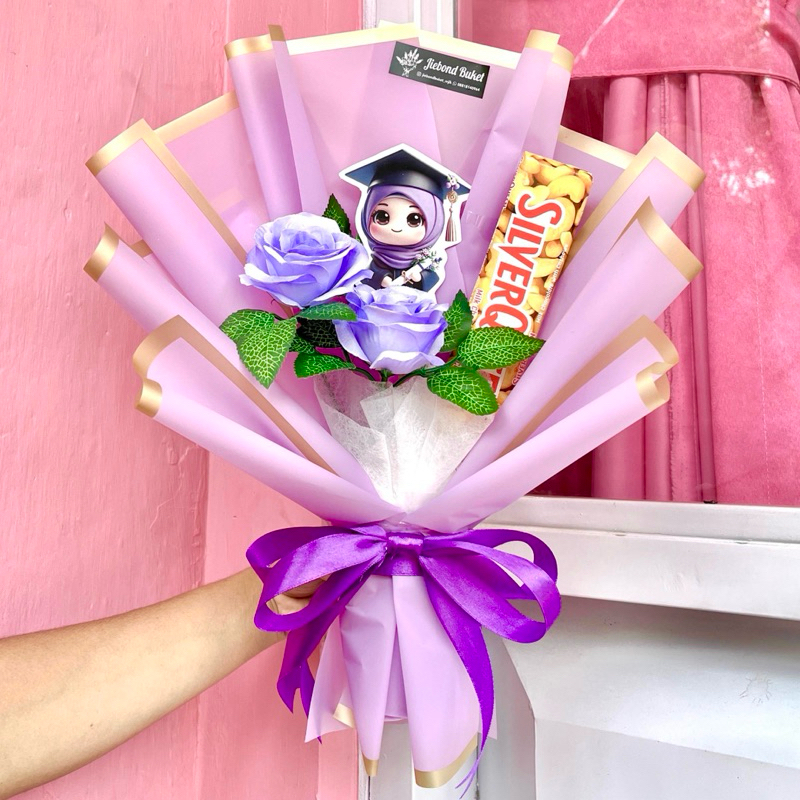 

BUKET COKLAT SILVERQUEEN TOPPER WISUDA MAJALENGKA KEREN/paket/bingkisan Snack Ulang Tahun/Ultah/ Wisuda/Kado/Hadiah/Anniversarry/hadiah wisuda/ pacar / hadiah ultah