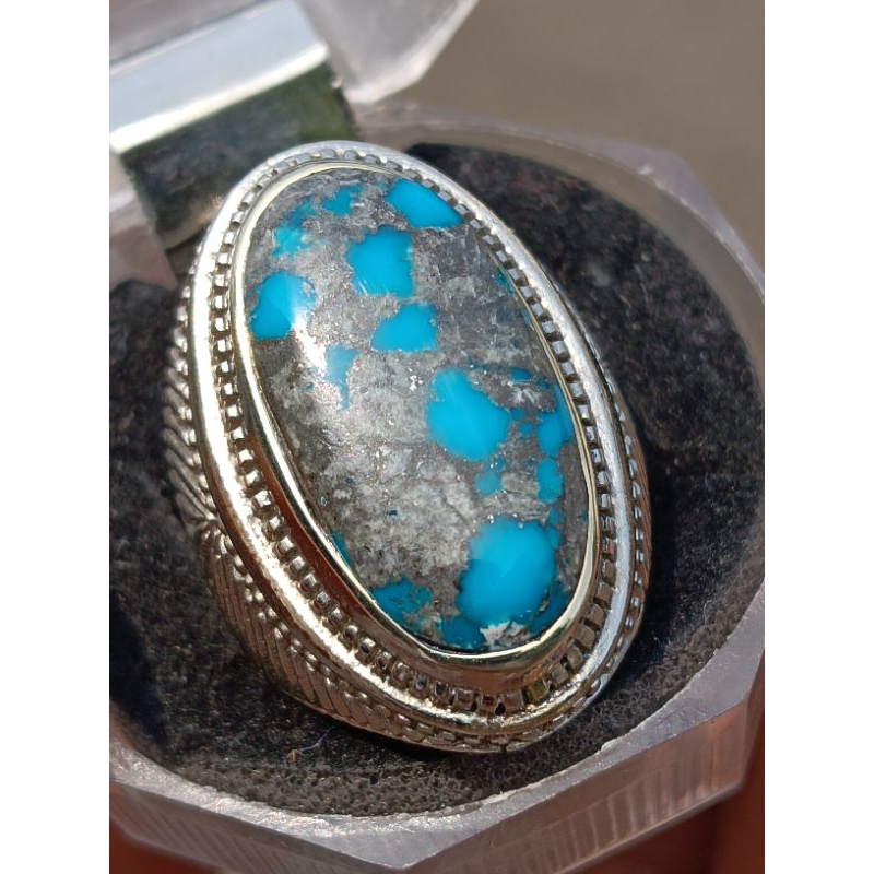 Batu Pirus Persia Biru Mewah Natural