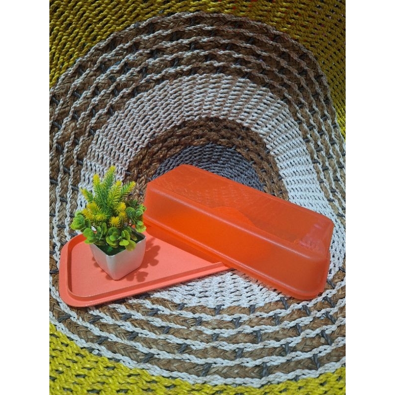 wadah roti tupperware