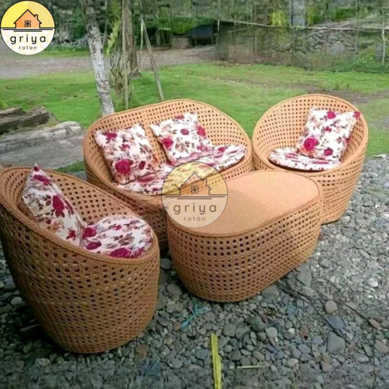 Set Kursi Tamu Rotan Sintetis Model Gentong