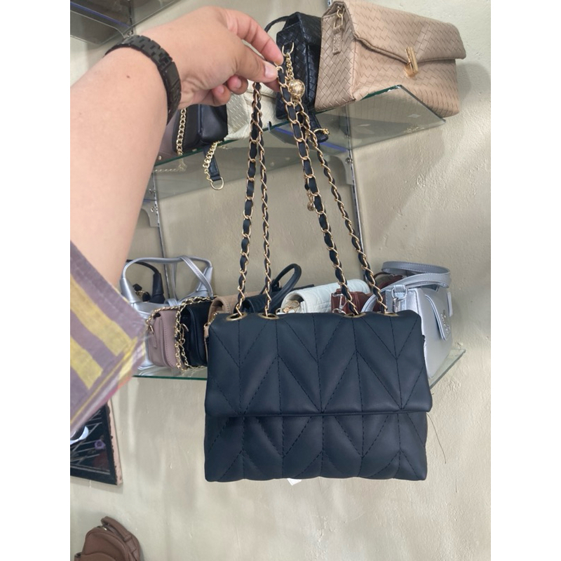 Tas selempang tali besi