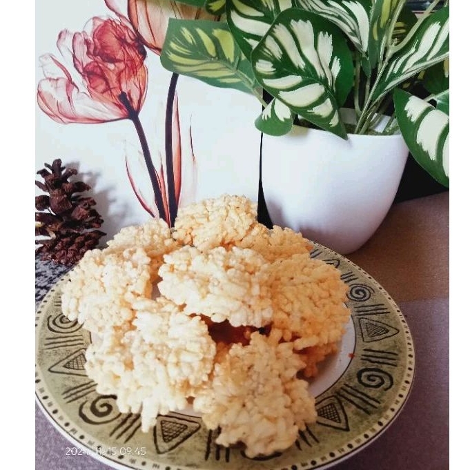 

RENGGINANG MINI/KERUPUK GENDAR RENYAH GURIH