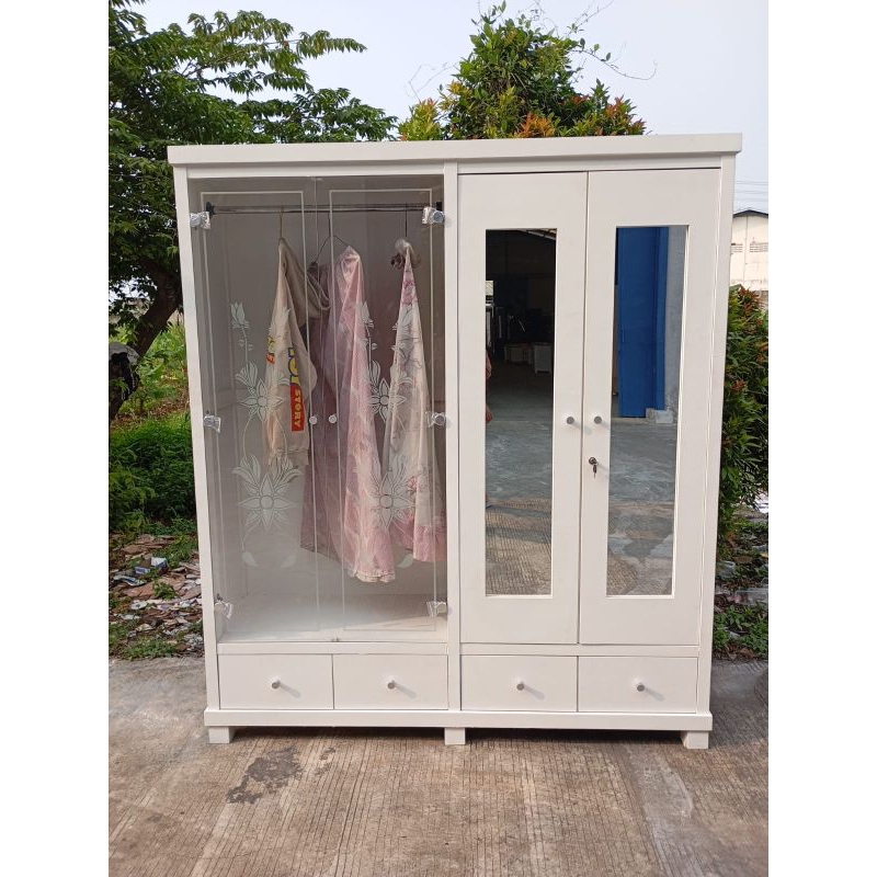lemari kaca 4 pintu /lemari gamis 4 pintu (2 gantungan dan 2ambalan)
