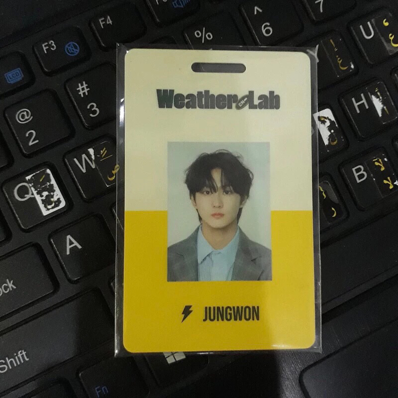 Official ID Card+Lanyard Jungwon Enhypen season greetings 2022