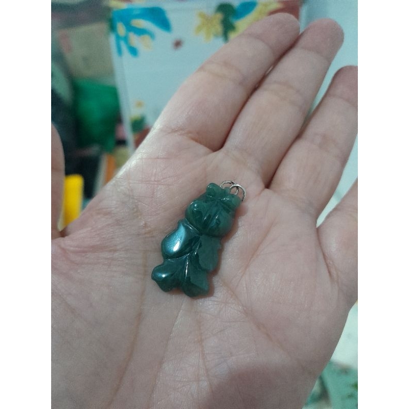 Goldfish Pendant (guatemala jade)