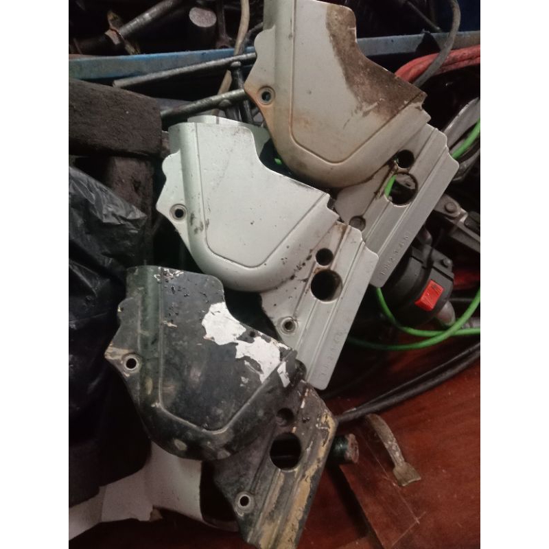 Tutup gir depan scorpio