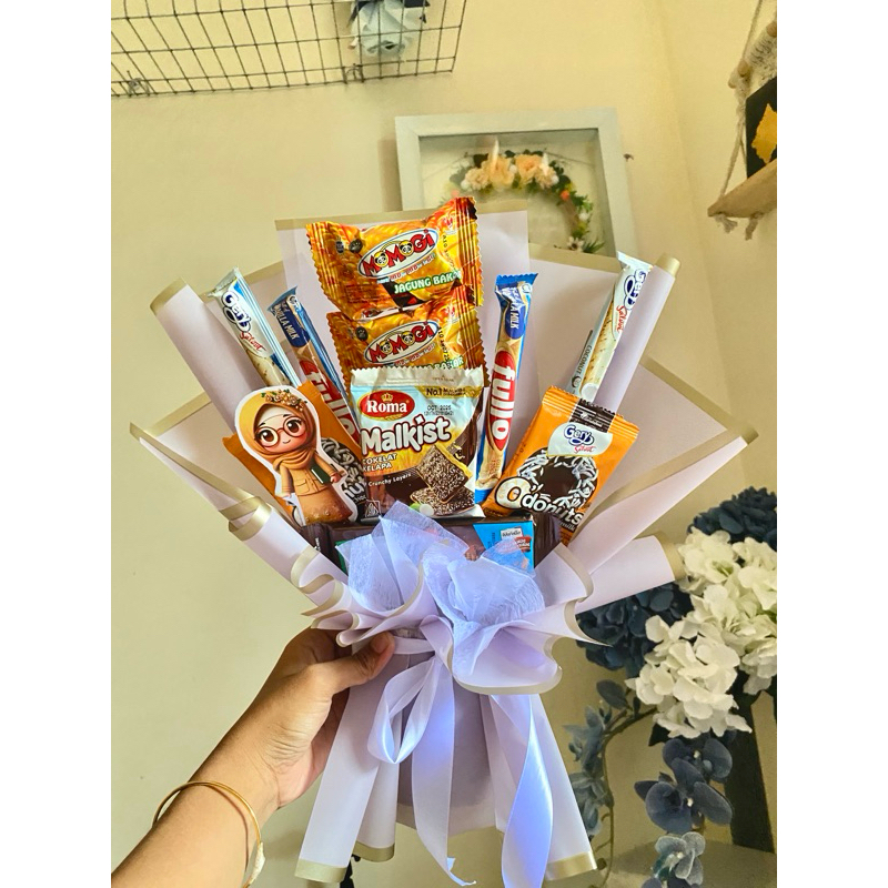 

BUKET SNACK HADIAH UNTUK ANAK HADIAH ULANG TAHUN HARI SPESIAL