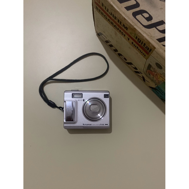 Fujifilm Finepix F-440