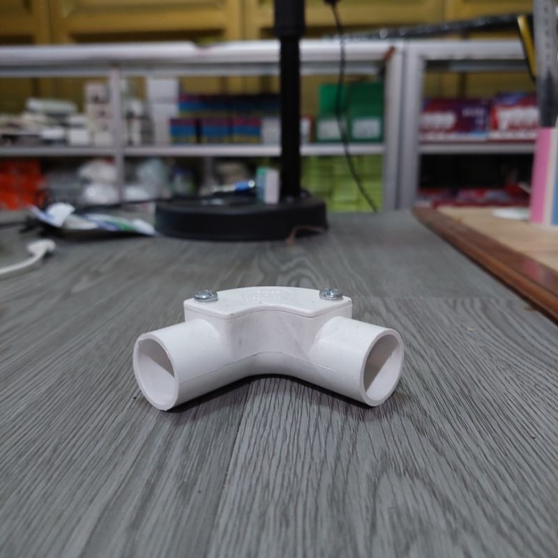 Elbow Pipa conduit 20mm Boss putih / Knee pipa conduit 20mm Boss putih