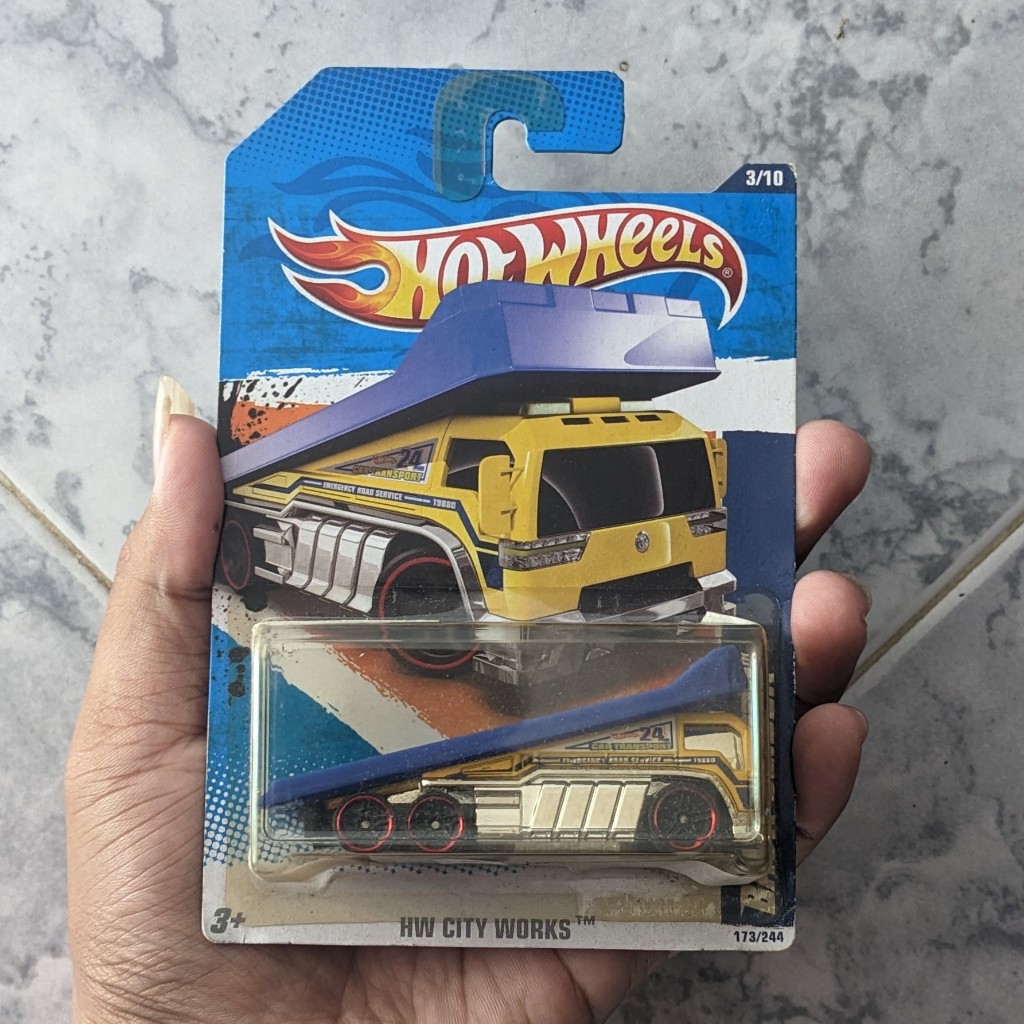 Hot Wheels Back Slider