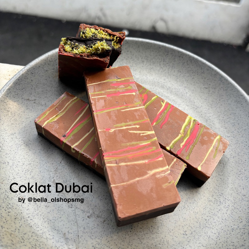 

COKLAT DUBAI VIRAL (mix coklat dan cadburry)