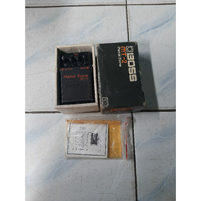 efek gitar boss metalzone mt2