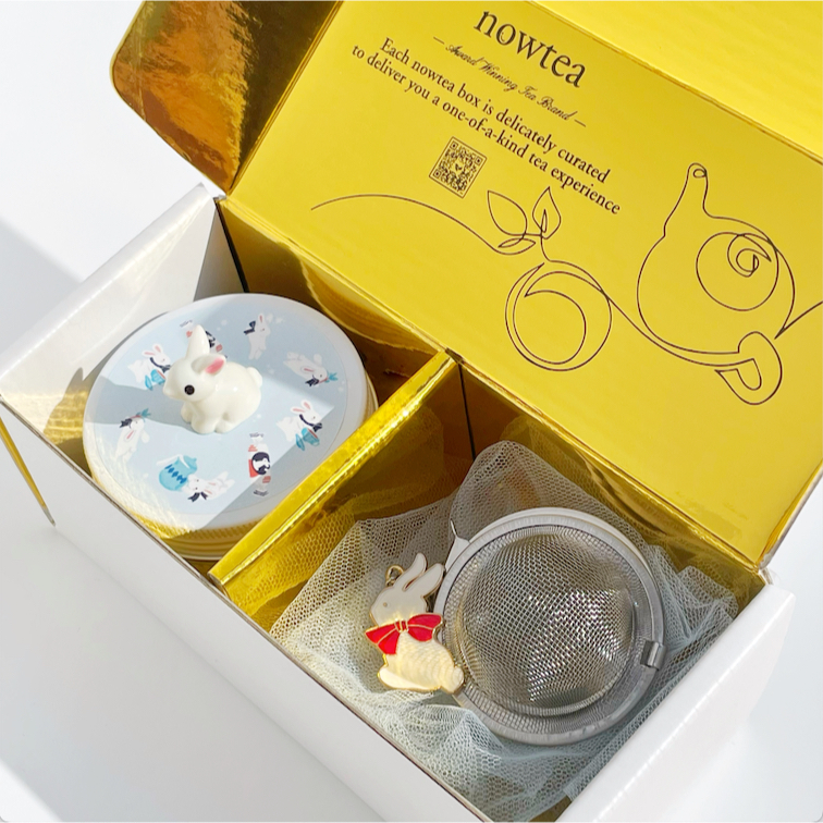 

Nowtea Golden Box - White Rabbit | Premium Tea Hampers | Artisan Tea Blend | Hampers Teh Estetik