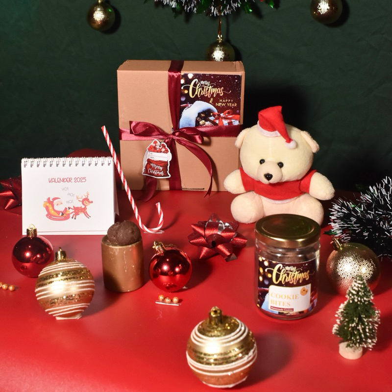 

(HAMPERS BOX CHRISTMAS EDITION) HAMPERS NEW YEAR / HAMPERS NATAL / HAMPERS CHRISTMAS / KADO NATAL / KADO CHRISTMAS / KADO TAHUN BARU / BONEKA NATAL / COOKIES NATAL / HADIAH NATAL / BOX NATAL / HADIAH CHRISTMAS / SOUVENIR NATAL / CORPORATE HAMPERS